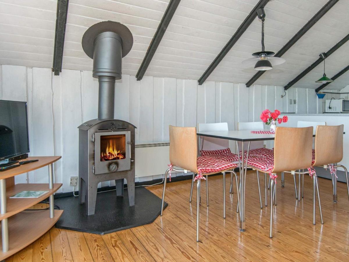 6 Person Holiday Home In R M Tagholm ภายนอก รูปภาพ